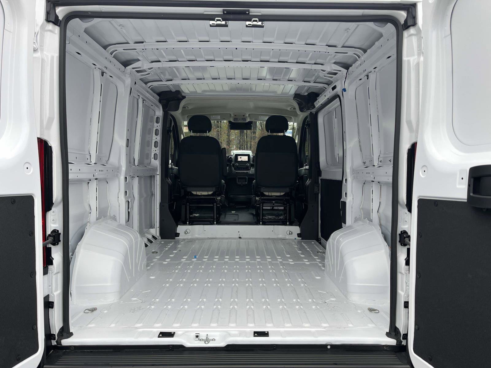 New 2026 RAM ProMaster 1500 FWD image 25