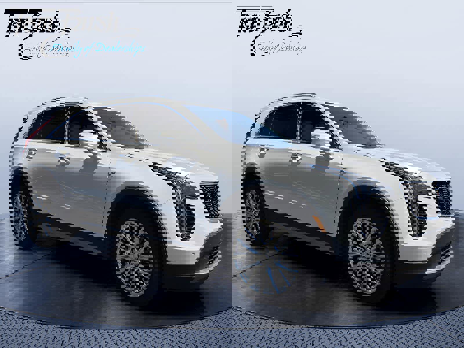 Used 2021 Cadillac XT4 Premium Luxury w/ Cold Weather Package image 1