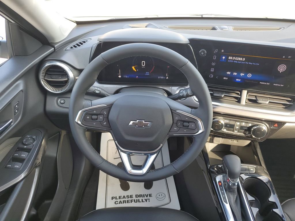 Used 2025 Chevrolet Trax ACTIV w/ Driver Confidence Package image 25