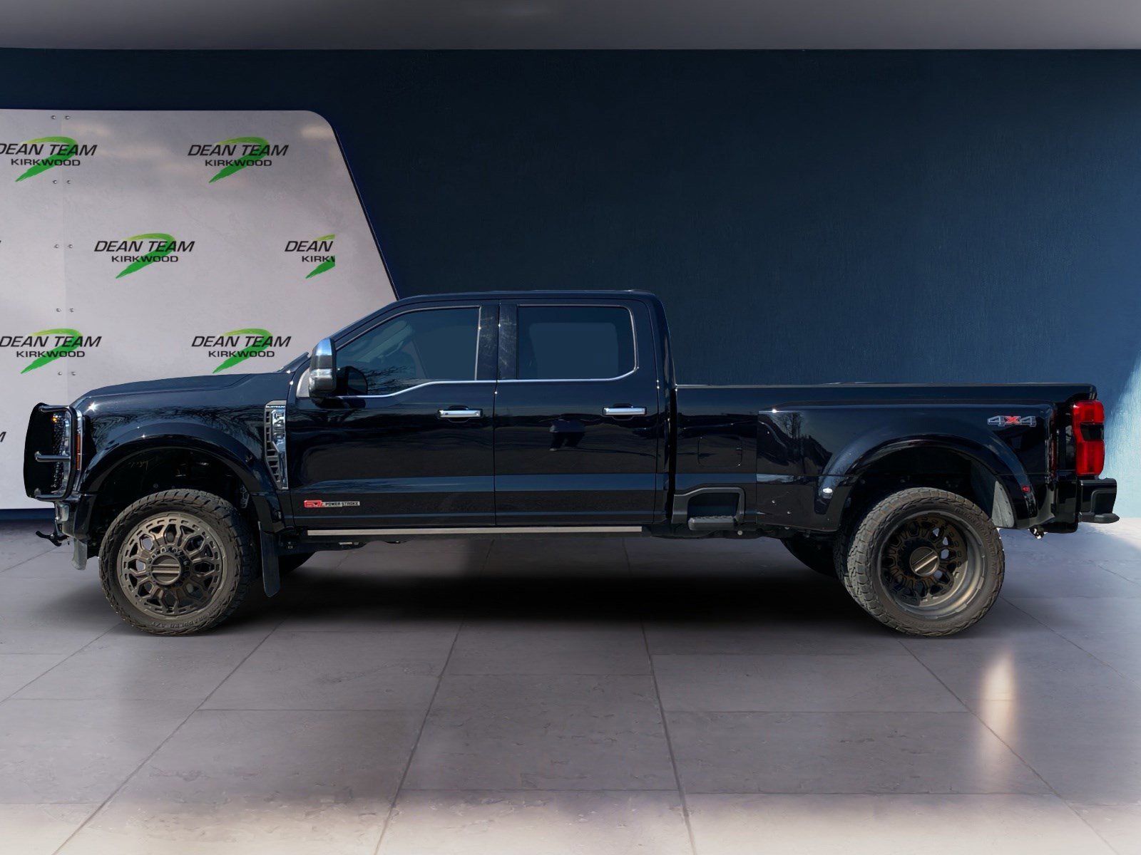 Used 2026 Ford F450 Platinum w/ Platinum Plus Package AWD/4WD image 4