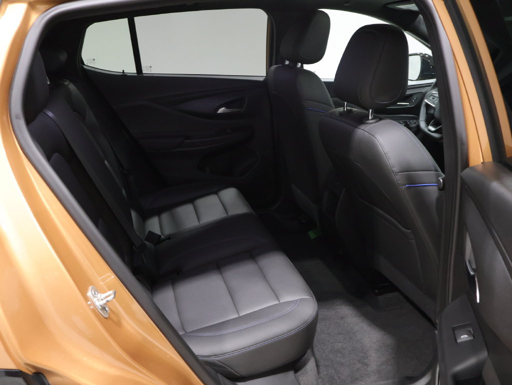 Used 2024 Buick Envista Sport Touring w/ Convenience I Package FWD image 22