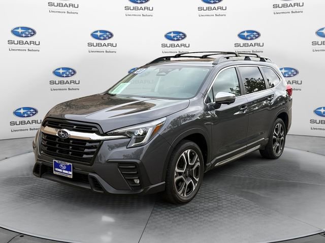 Used 2023 Subaru Ascent Limited w/ Technology Package AWD/4WD image 8