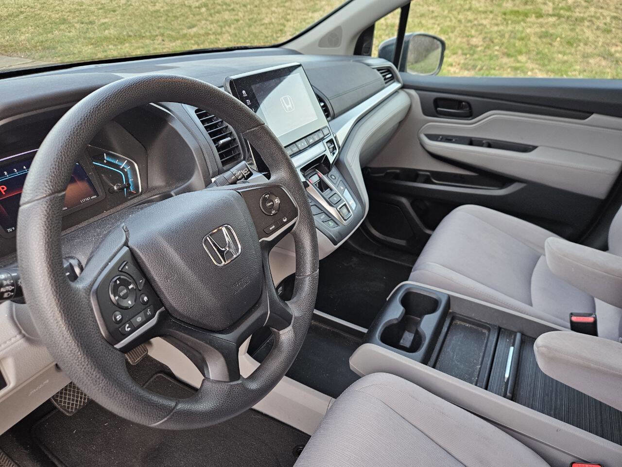 Used 2018 Honda Odyssey EX image 10
