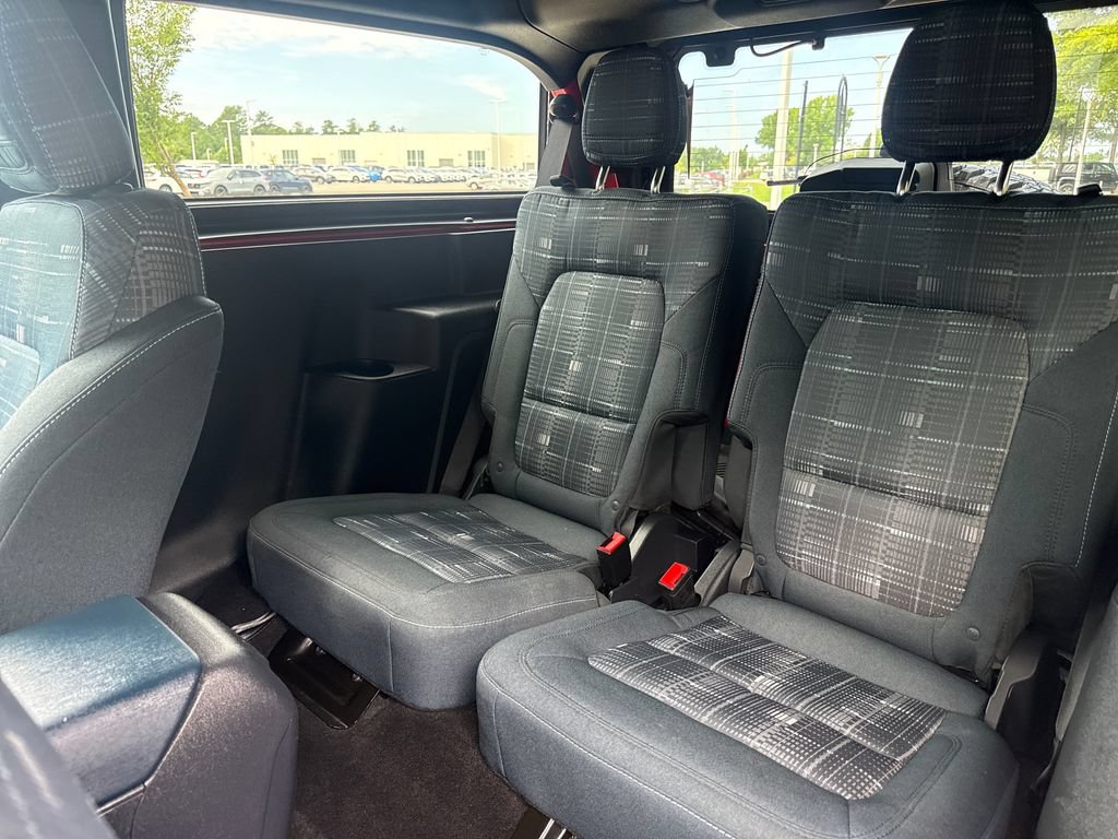 Used 2024 Ford Bronco Heritage Edition AWD/4WD image 32