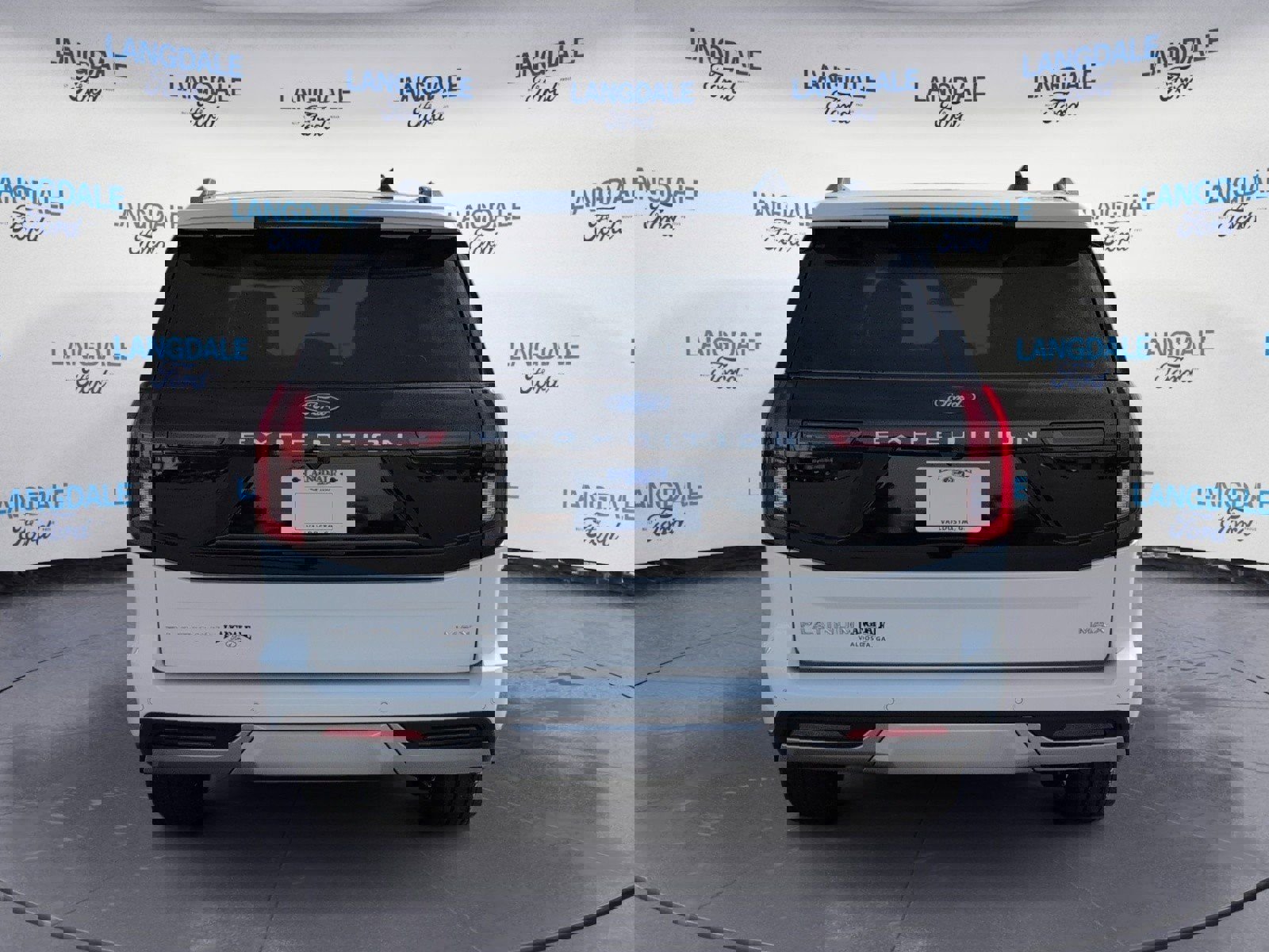 New 2026 Ford Expedition Max Platinum w/ Driver's Package image 8