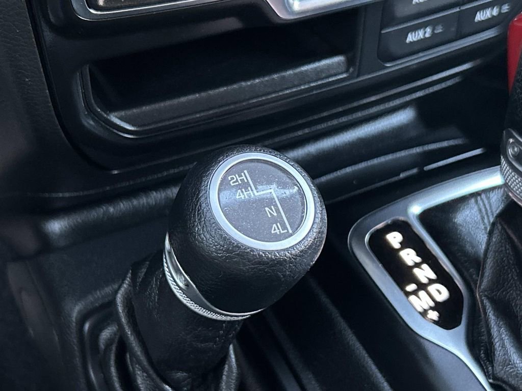 Used 2021 Jeep Gladiator Sport image 21