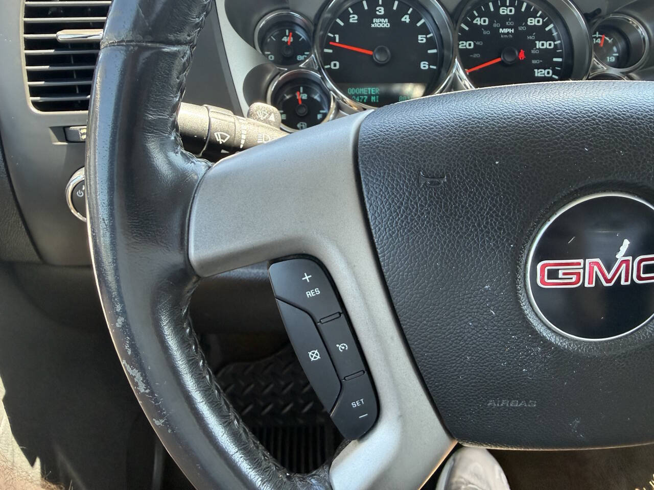 Used 2011 GMC Sierra 1500 SLE w/ Chrome Essentials Package AWD/4WD image 13