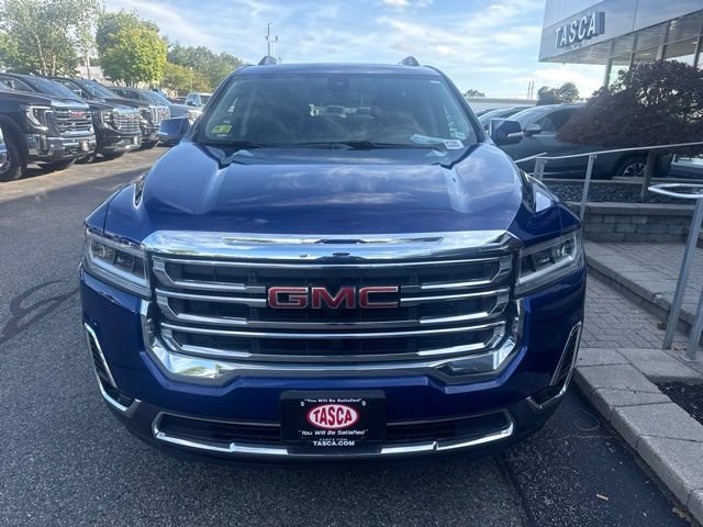 Used 2023 GMC Acadia SLT w/ Preferred Package AWD/4WD image 2