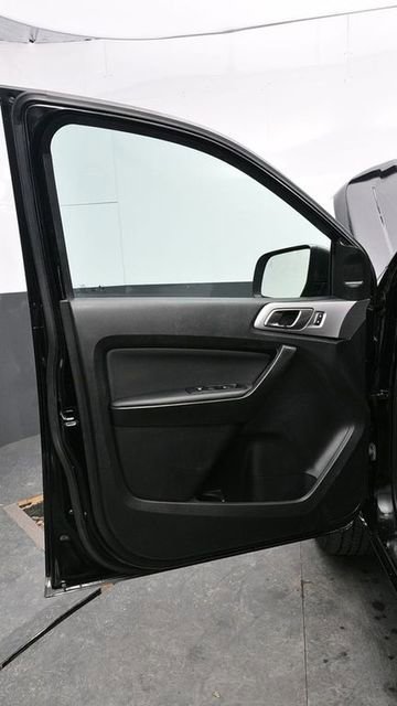 Used 2021 Ford Ranger XLT image 17