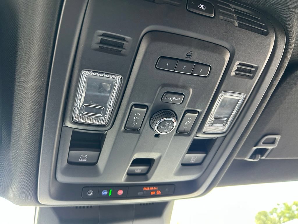 Used 2021 Cadillac Escalade Premium Luxury AWD/4WD image 67