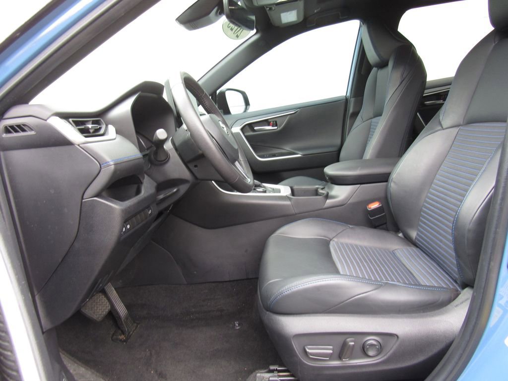 Certified 2023 Toyota RAV4 XSE AWD/4WD image 10