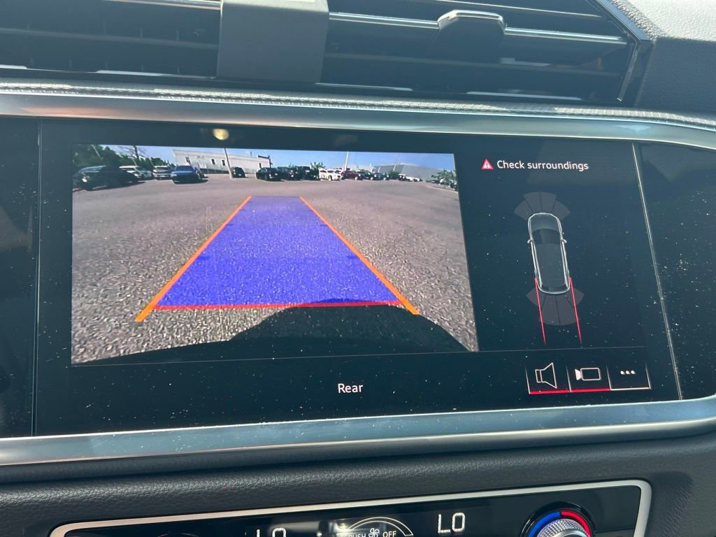 Used 2025 Audi Q3 2.0T Premium w/ Convenience Package image 32