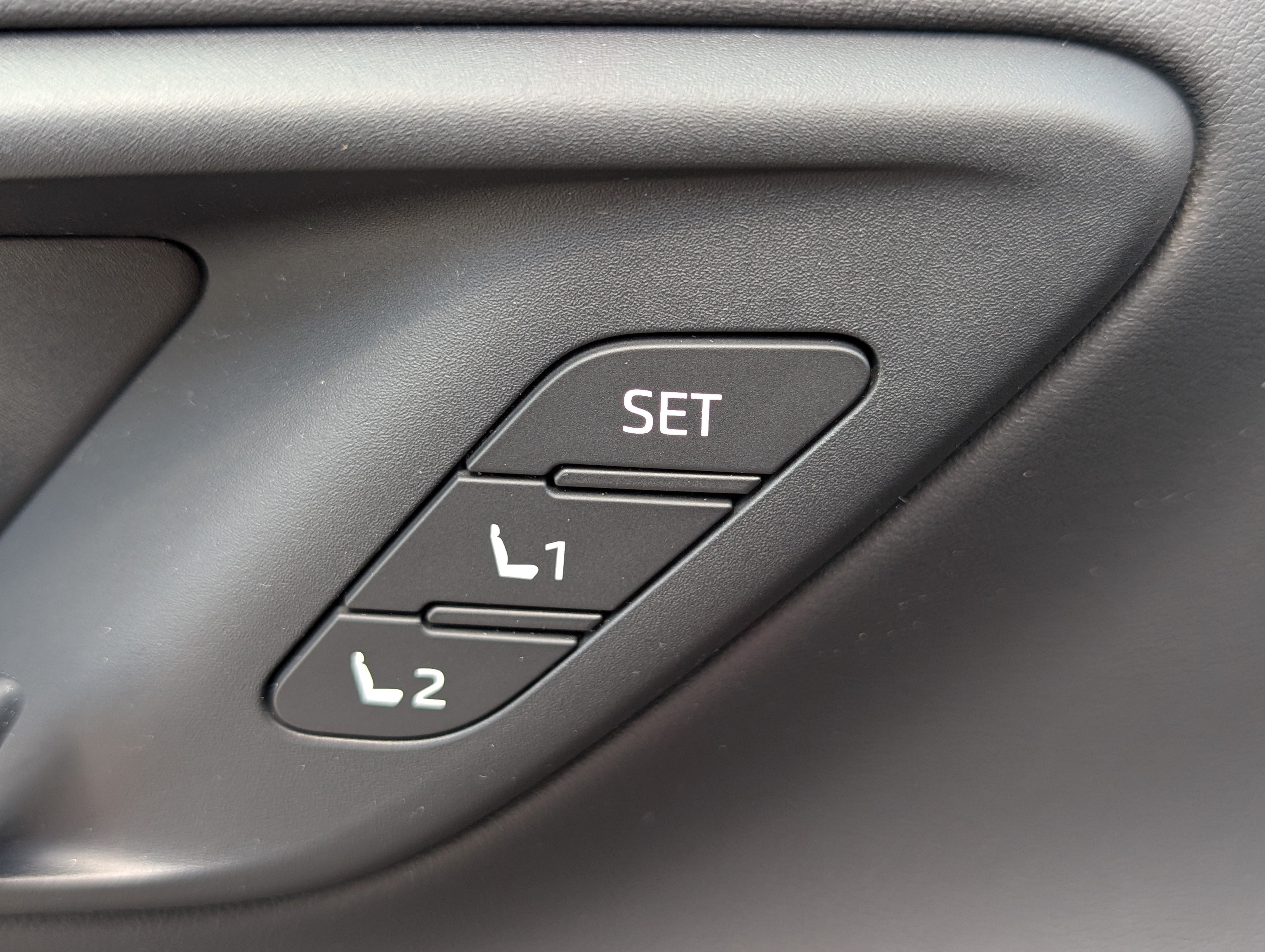 Used 2023 Toyota Crown Platinum AWD/4WD image 22