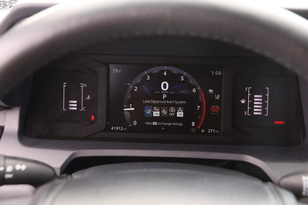 Certified 2025 Toyota 4Runner SR5 AWD/4WD image 21