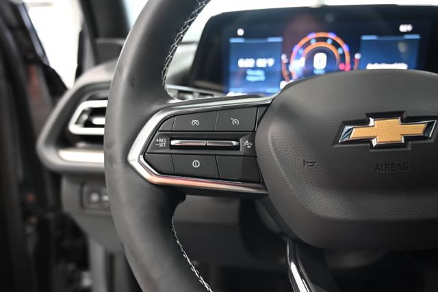 New 2027 Chevrolet Traverse LT w/ Driver Confidence Package FWD image 23
