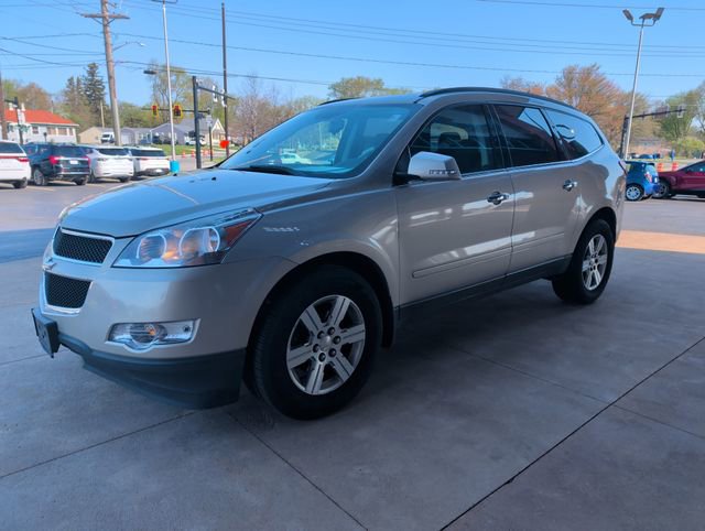 Used 2012 Chevrolet Traverse LT FWD video 2