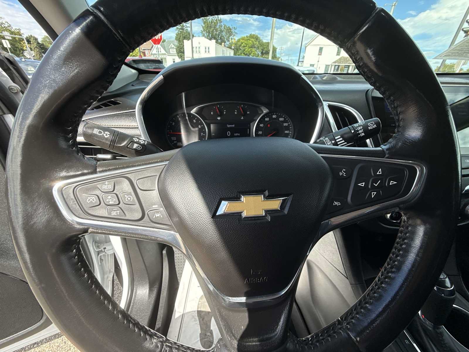 Certified 2020 Chevrolet Equinox Premier w/ Premier Redline Edition AWD/4WD image 11