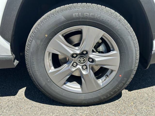 Certified 2025 Toyota RAV4 XLE AWD/4WD image 14