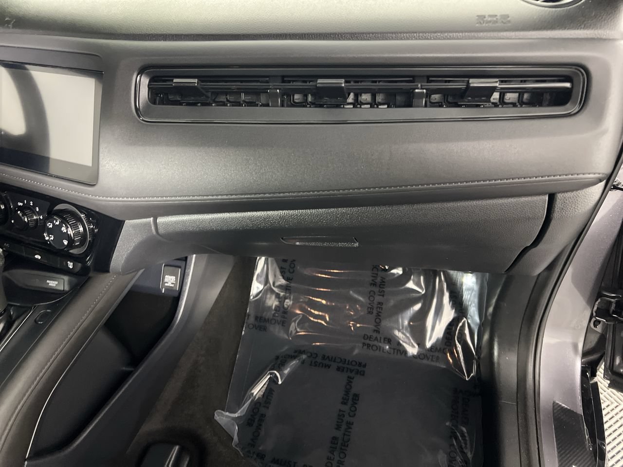 Used 2022 Honda HR-V Sport image 25