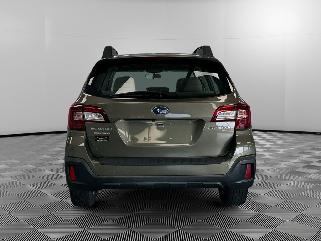 Used 2018 Subaru Outback 2.5i AWD/4WD image 7