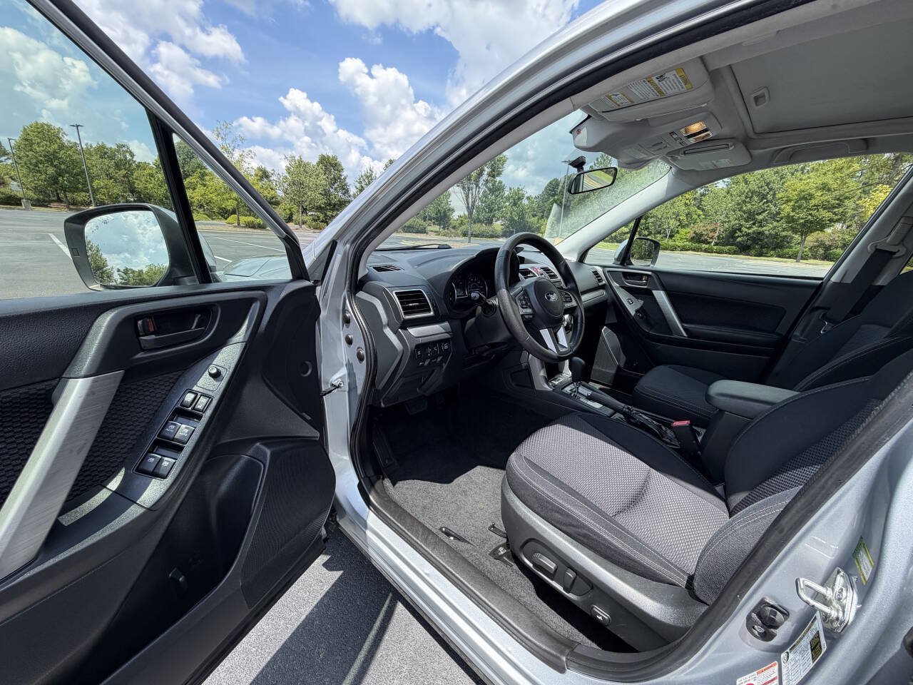 Used 2018 Subaru Forester 2.5i Premium AWD/4WD image 12