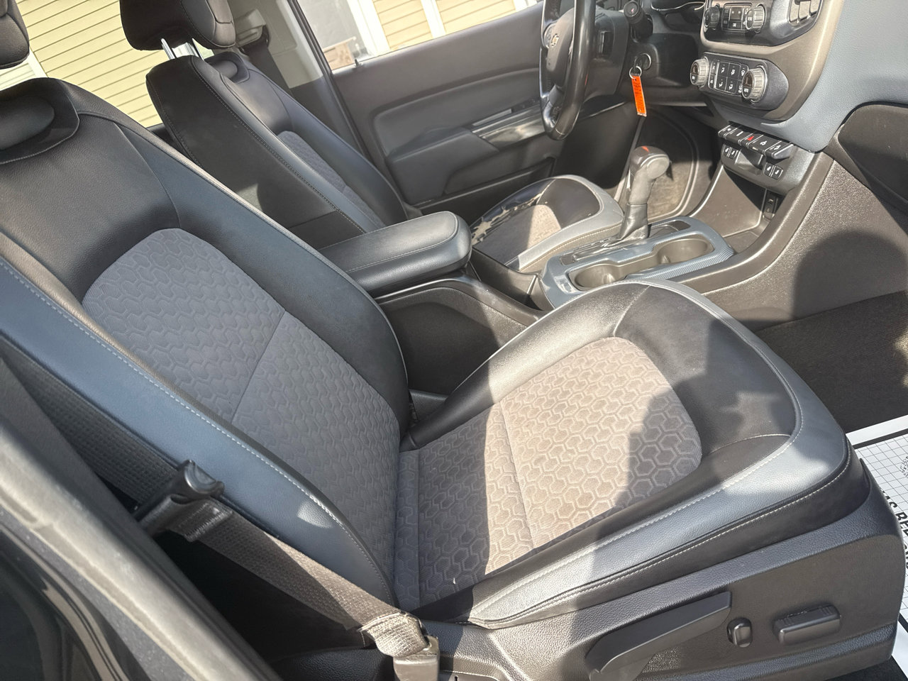 Used 2017 Chevrolet Colorado Z71 image 31