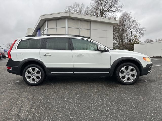 Used 2010 Volvo XC70 T6 image 8