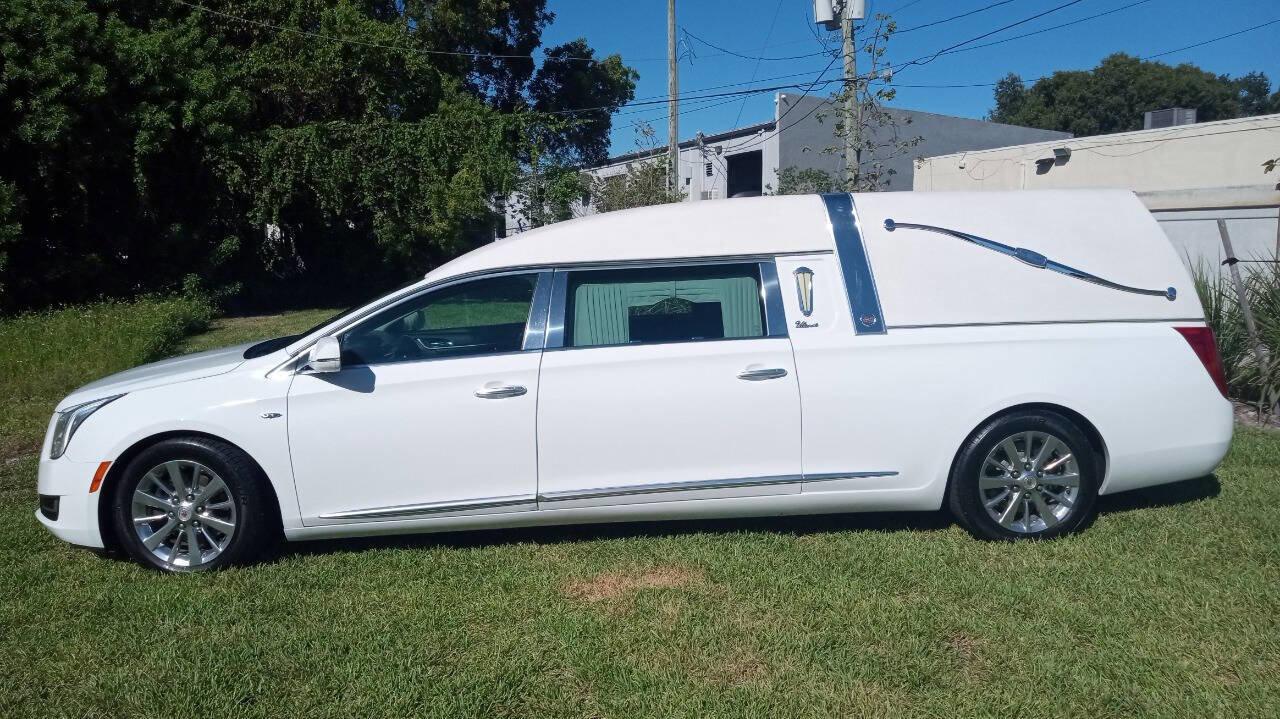 Used 2015 Cadillac XTS Hearse image 2