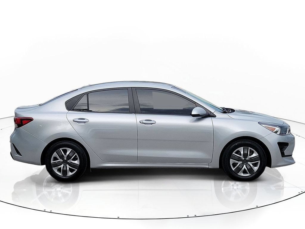 Used 2023 Kia Rio LX FWD image 2