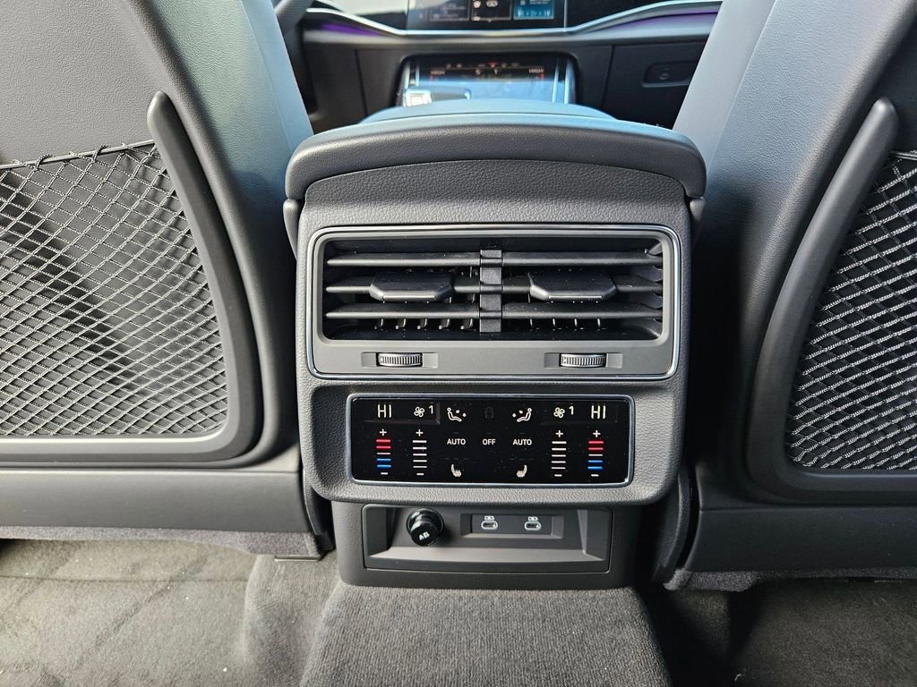 New 2026 Audi SQ8 Prestige image 22