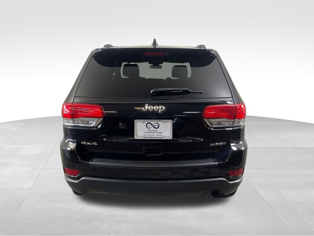 Used 2019 Jeep Grand Cherokee Laredo AWD/4WD image 8