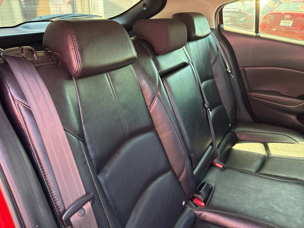 Used 2017 MAZDA MAZDA3 Touring image 17