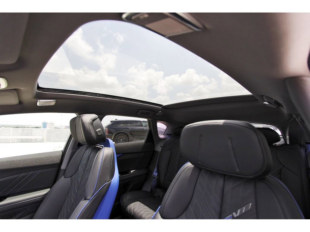 New 2026 Cadillac Optiq V AWD/4WD image 23