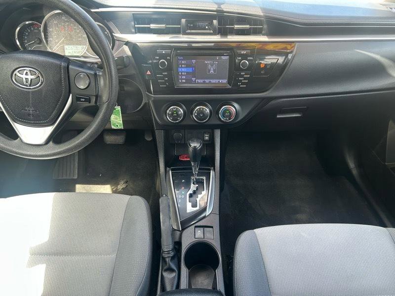 Used 2016 Toyota Corolla L FWD image 11