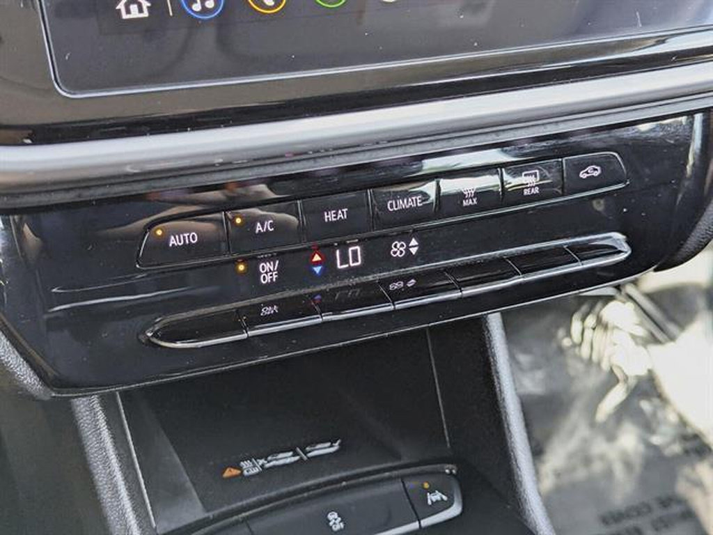 Certified 2023 Chevrolet Bolt EUV LT FWD image 36