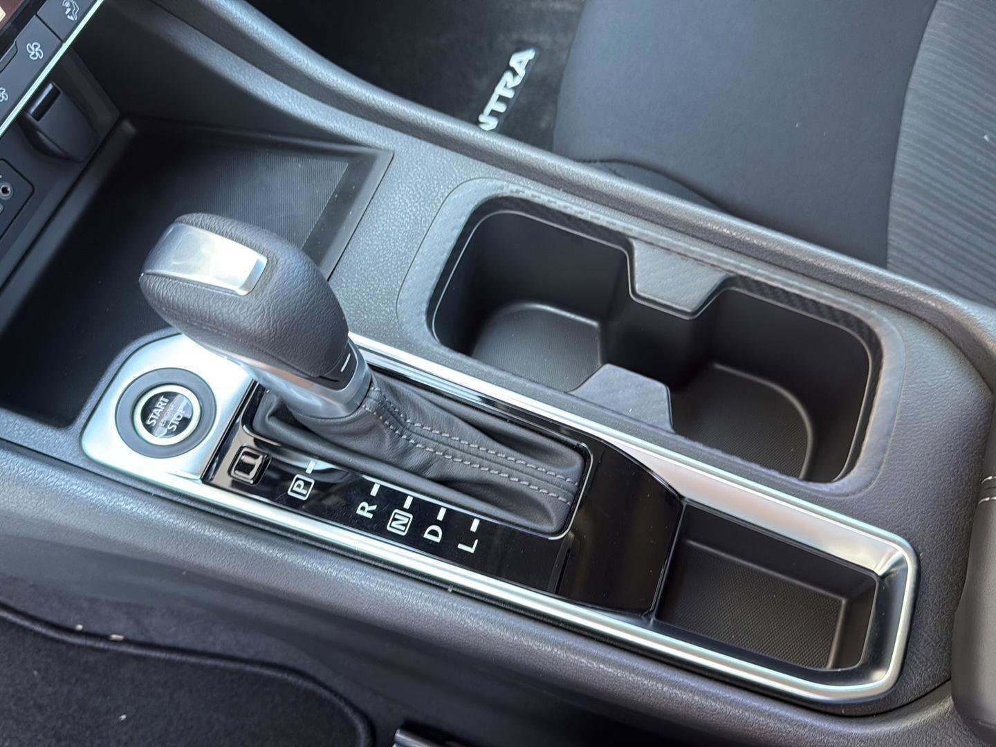 Used 2025 Nissan Sentra SV w/ All-Weather Package FWD image 24