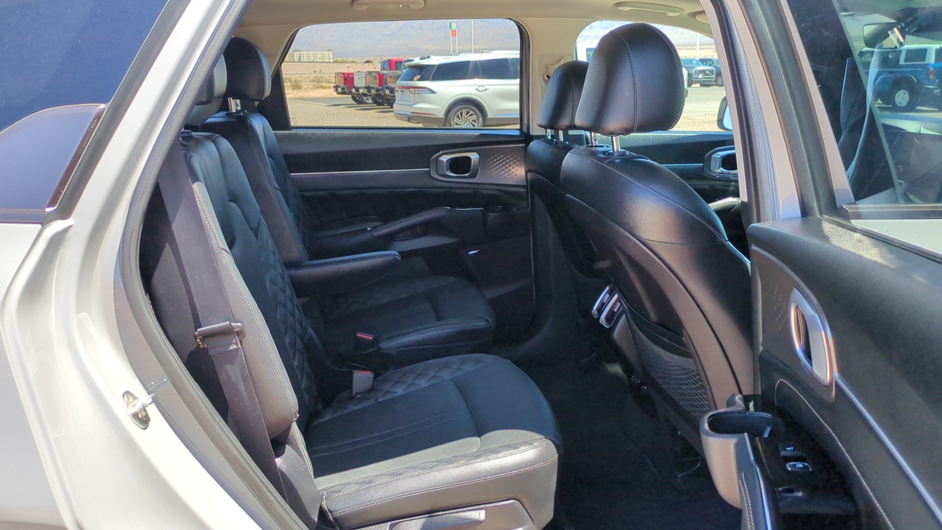 Used 2022 Kia Sorento SX FWD image 30