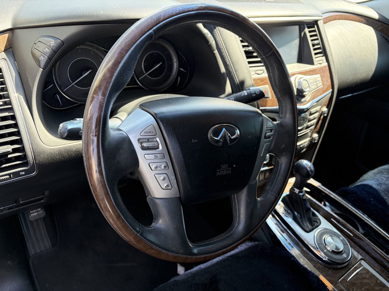 Used 2016 INFINITI QX80 2WD image 6