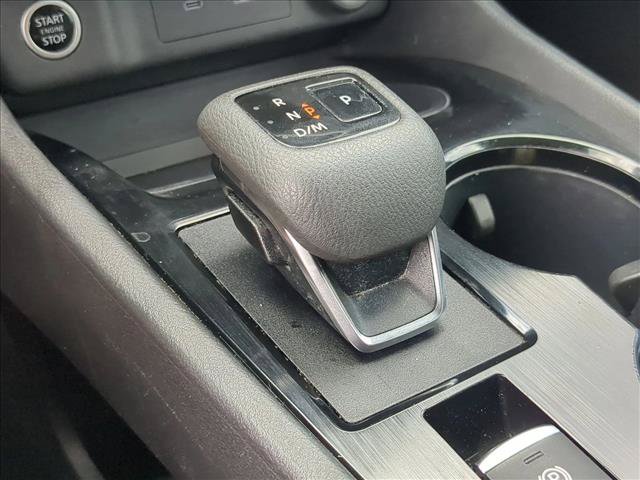 Used 2023 Nissan Rogue SV AWD/4WD image 12