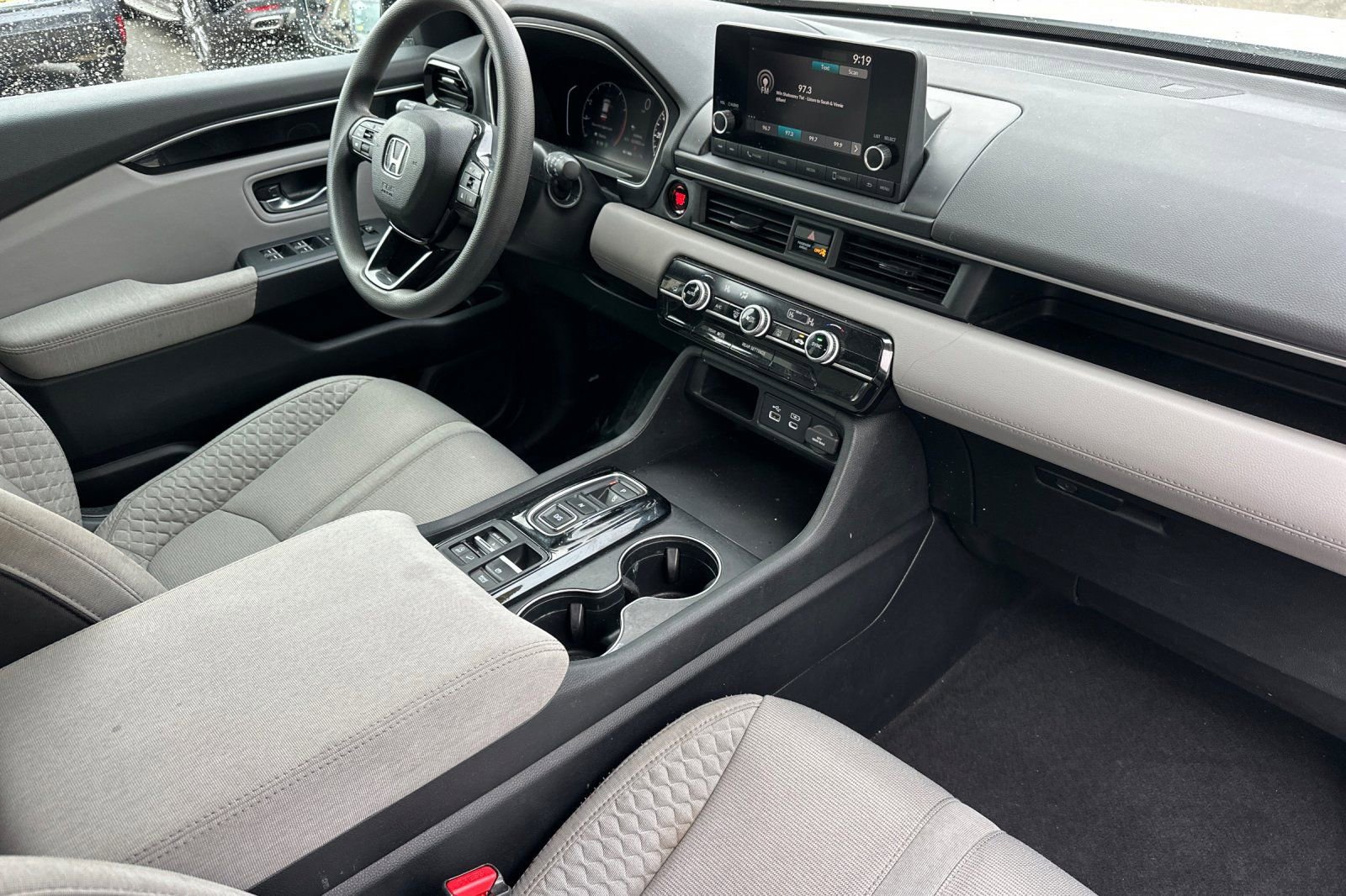 Used 2023 Honda Pilot LX image 20