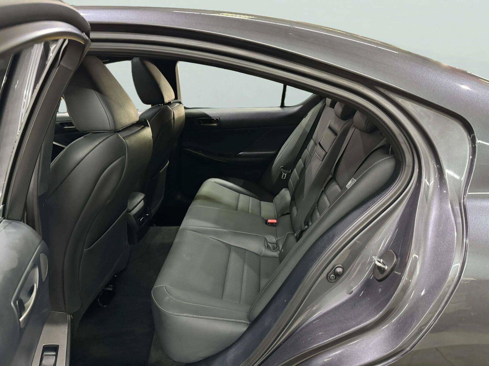 Used 2023 Lexus IS 500 w/ Accessory Package RWD image 32