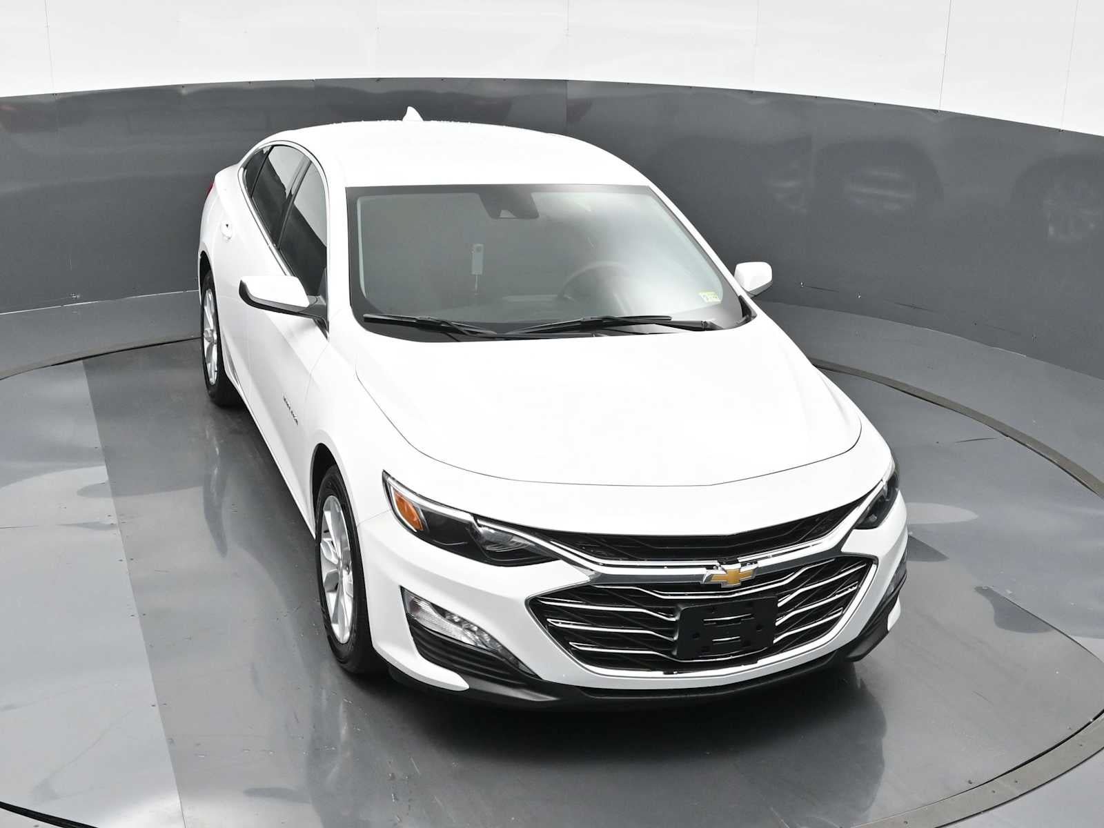 New 2025 Chevrolet Malibu LT FWD image 18