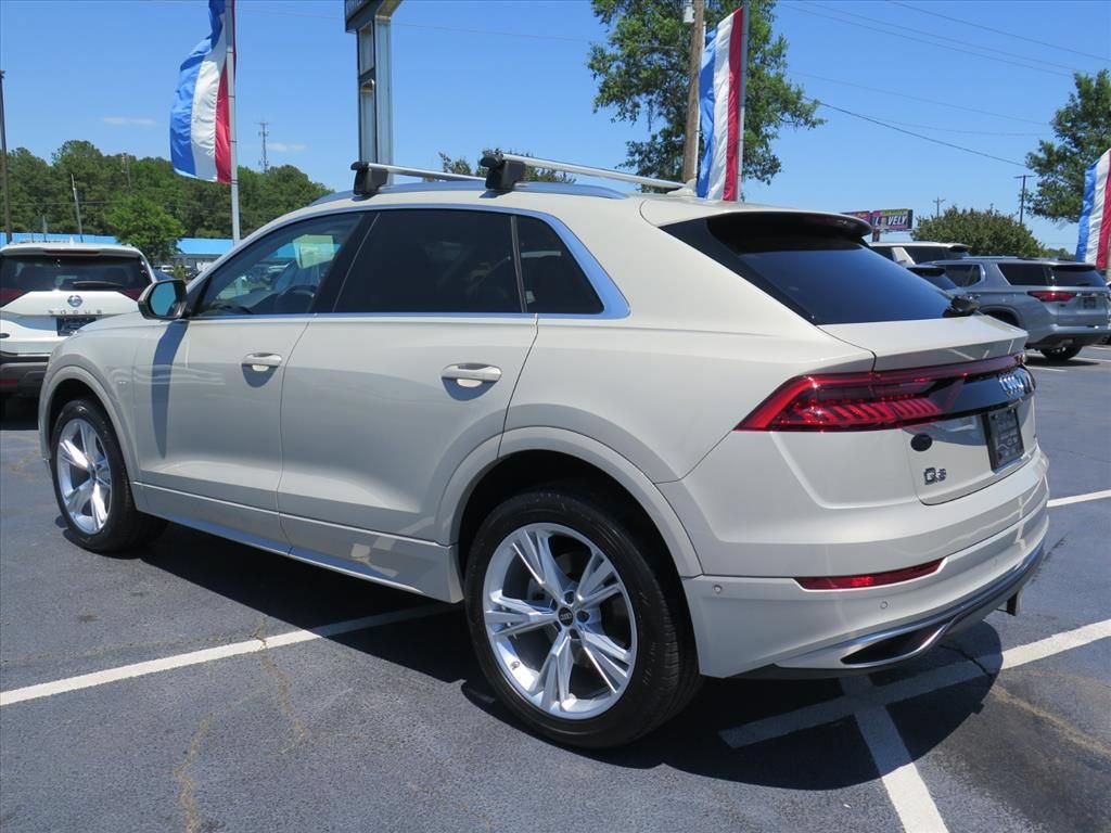 Used 2023 Audi Q8 Premium Plus w/ Premium Plus Package AWD/4WD image 5