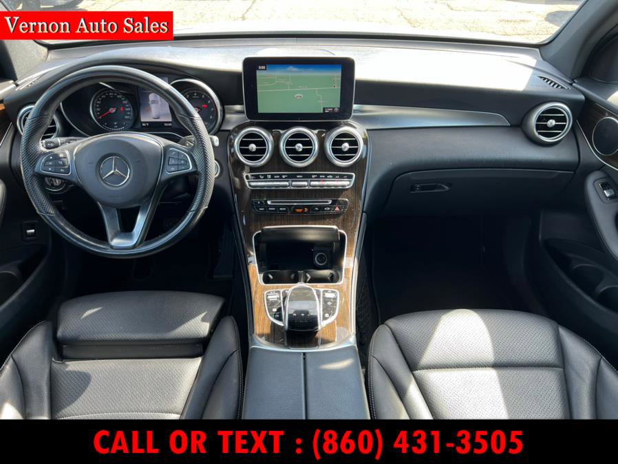 Used 2019 Mercedes-Benz GLC 300 4MATIC image 23