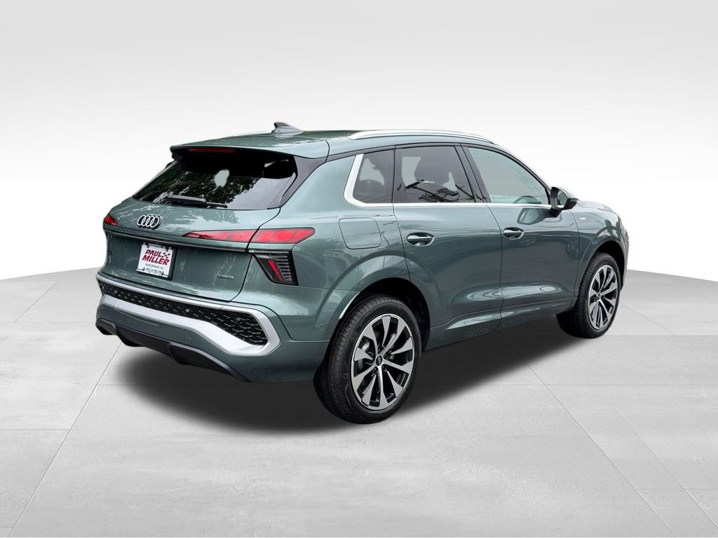 New 2026 Audi Q3 quattro 2.0T AWD/4WD image 7