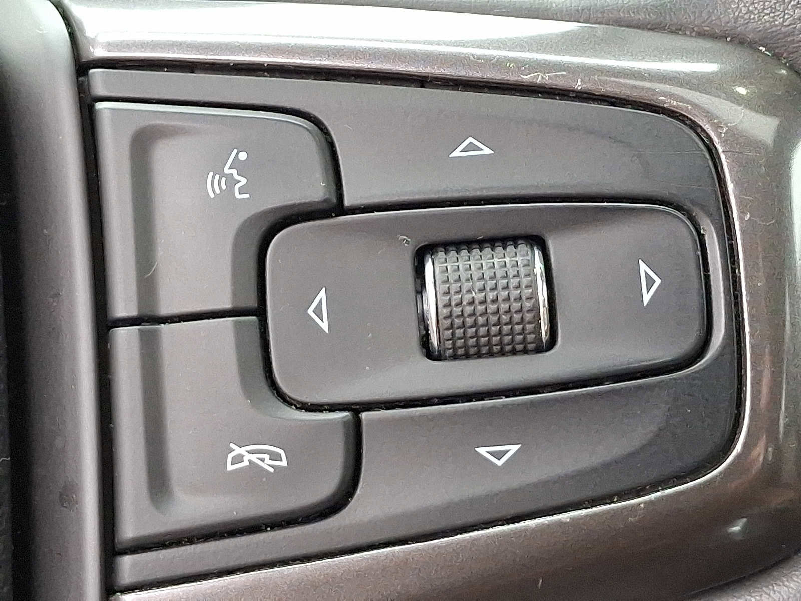 Used 2023 Chevrolet Silverado 1500 High Country w/ High Country Premium Package image 23