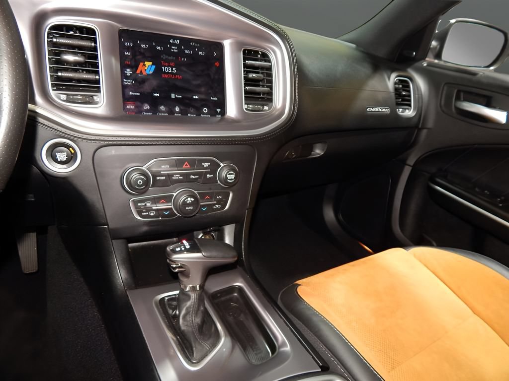 Used 2020 Dodge Charger R/T w/ Plus Group RWD image 20