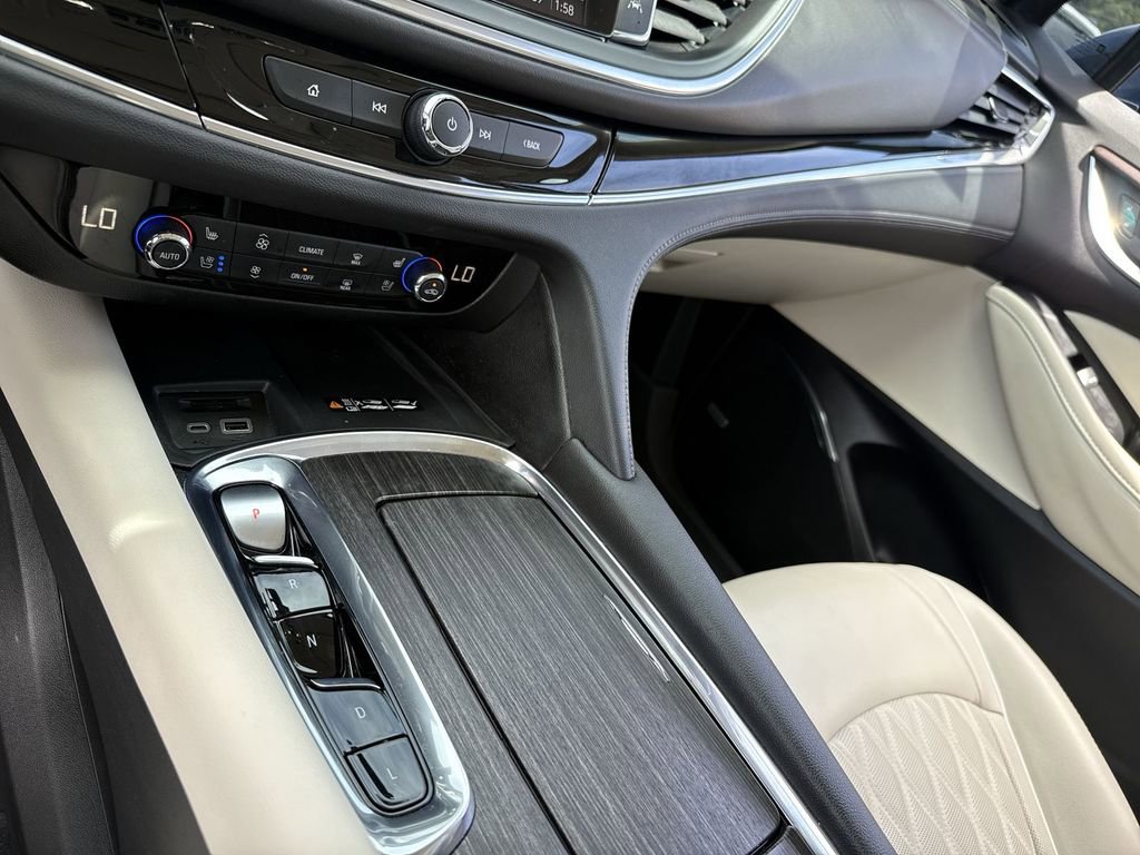 Used 2023 Buick Enclave Avenir w/ Avenir Technology Package FWD image 22