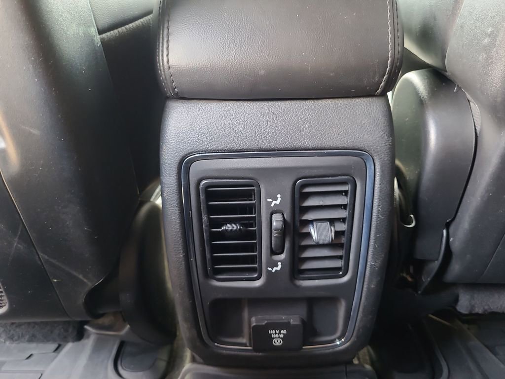 Used 2021 Jeep Grand Cherokee Laredo X RWD image 22