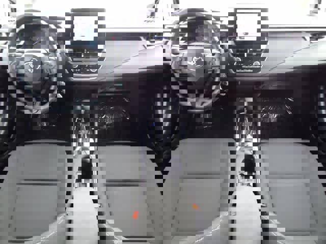 Used 2025 Toyota Corolla LE image 11